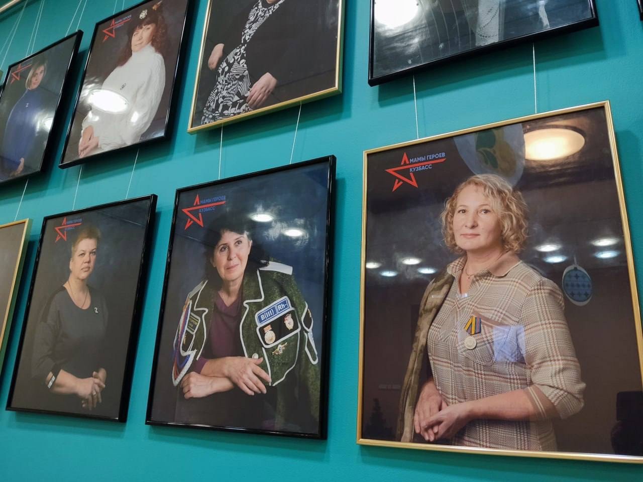 Губернатор Кузбасса Сергей Цивилев рассказал о выставке «Мамы Героев»